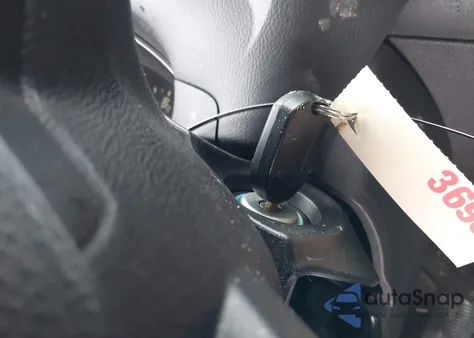 2016 Ford Focus Se z USA, uszkodzony, nr VIN 1FADP3F2XGL237696